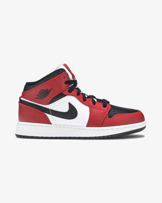 NIKE AIR JORDAN1 CHICAGO BLACK TOE MID GS