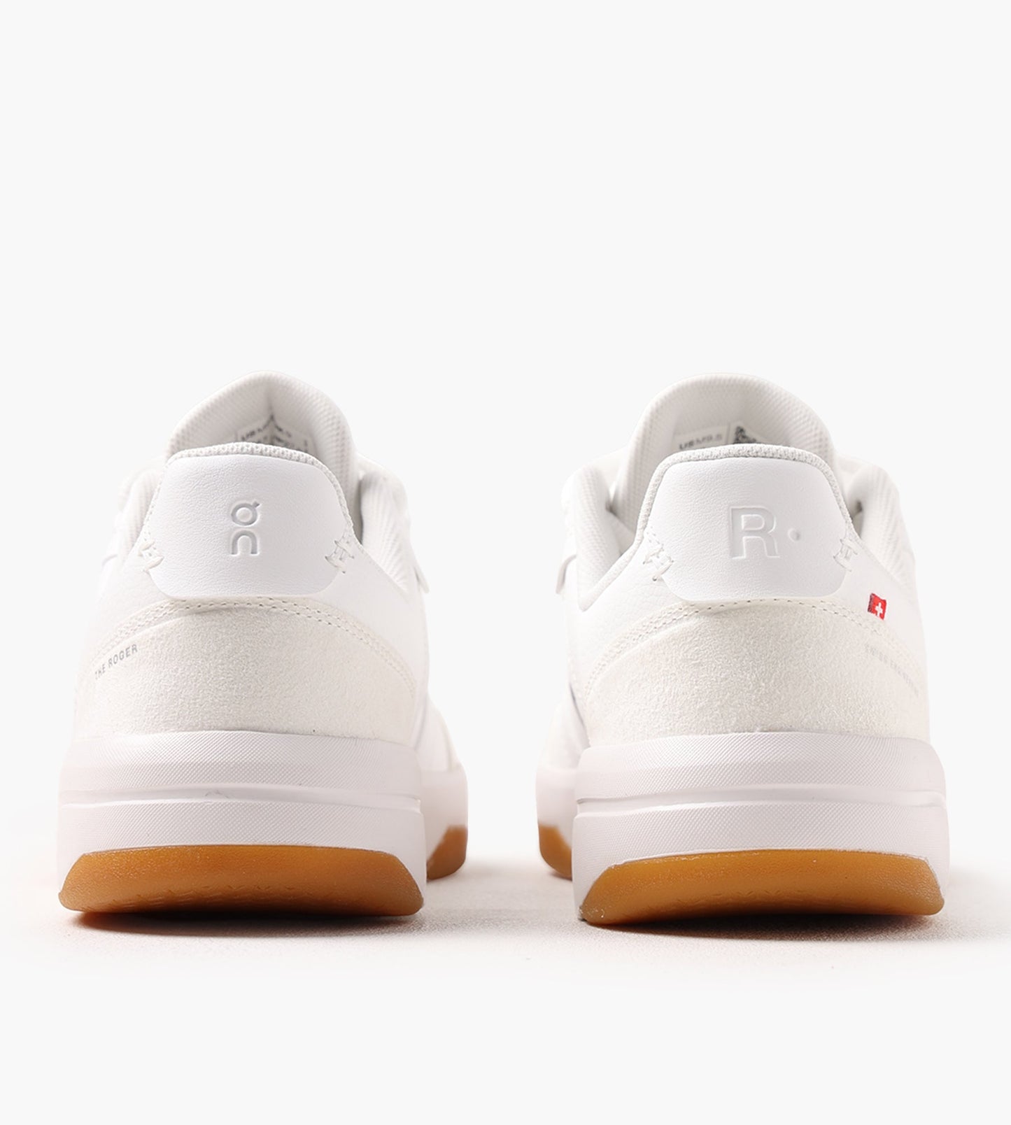 On THE ROGER Clubhouse 3 M White Ivory