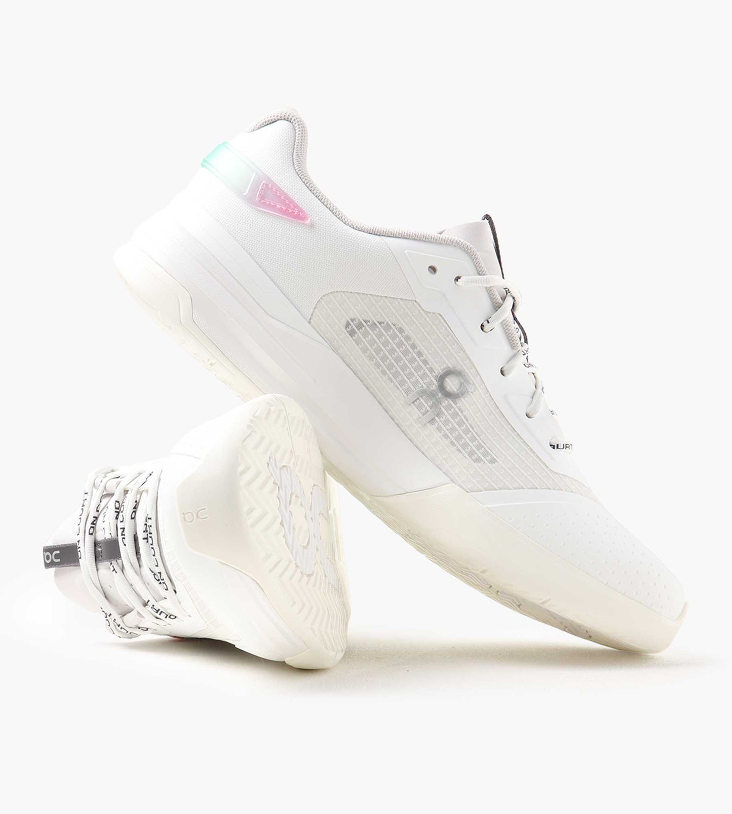 On THE ROGER ADV Z5 M White Ivory