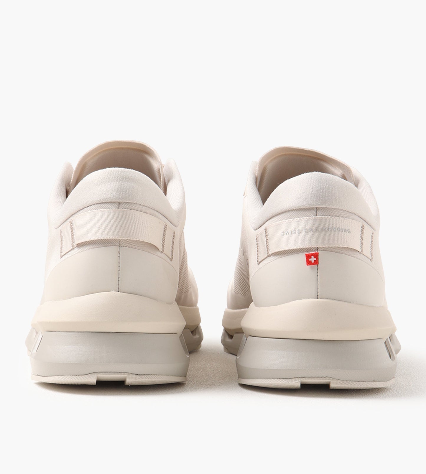 On Cloudzone W Pearl Truffle