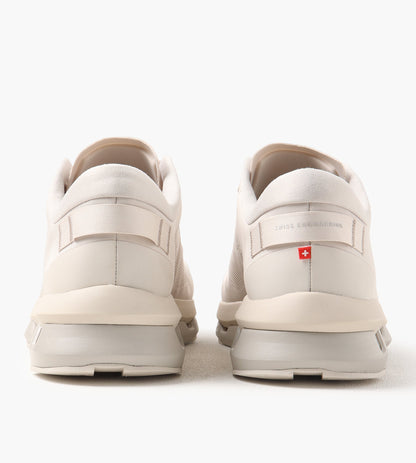 On Cloudzone W Pearl Truffle